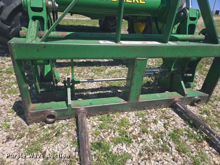 image for item DE2168 2014 John Deere 6105M MFWD tractor