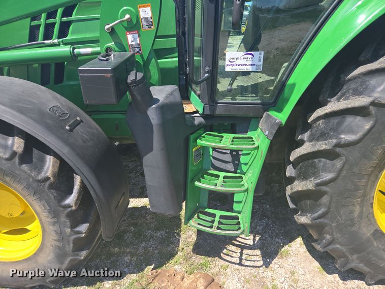 image for item DE2168 2014 John Deere 6105M MFWD tractor