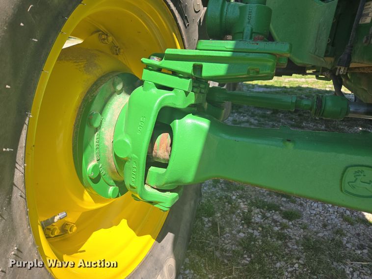 image for item DE2168 2014 John Deere 6105M MFWD tractor