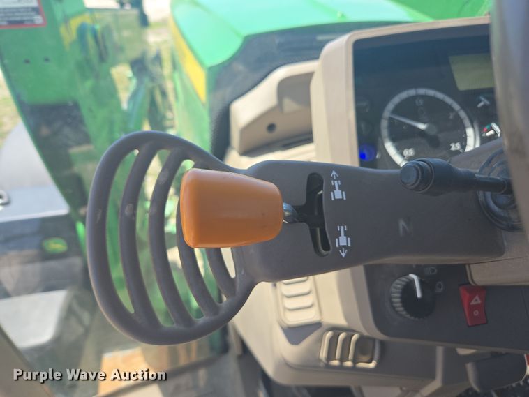 image for item DE2168 2014 John Deere 6105M MFWD tractor