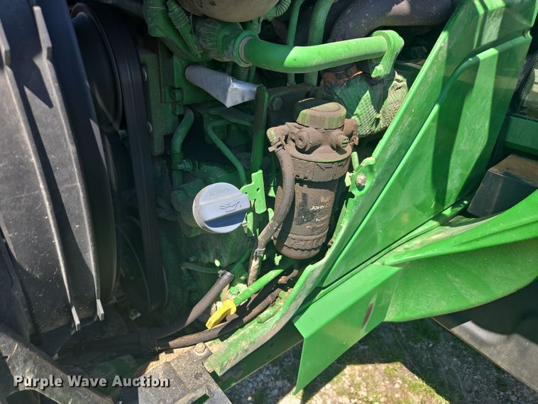 image for item DE2168 2014 John Deere 6105M MFWD tractor