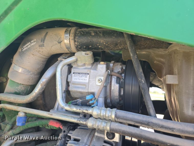 image for item DE2168 2014 John Deere 6105M MFWD tractor