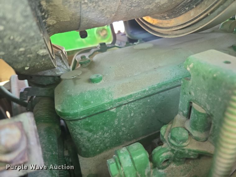 image for item DE2168 2014 John Deere 6105M MFWD tractor