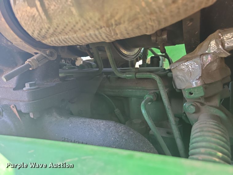 image for item DE2168 2014 John Deere 6105M MFWD tractor
