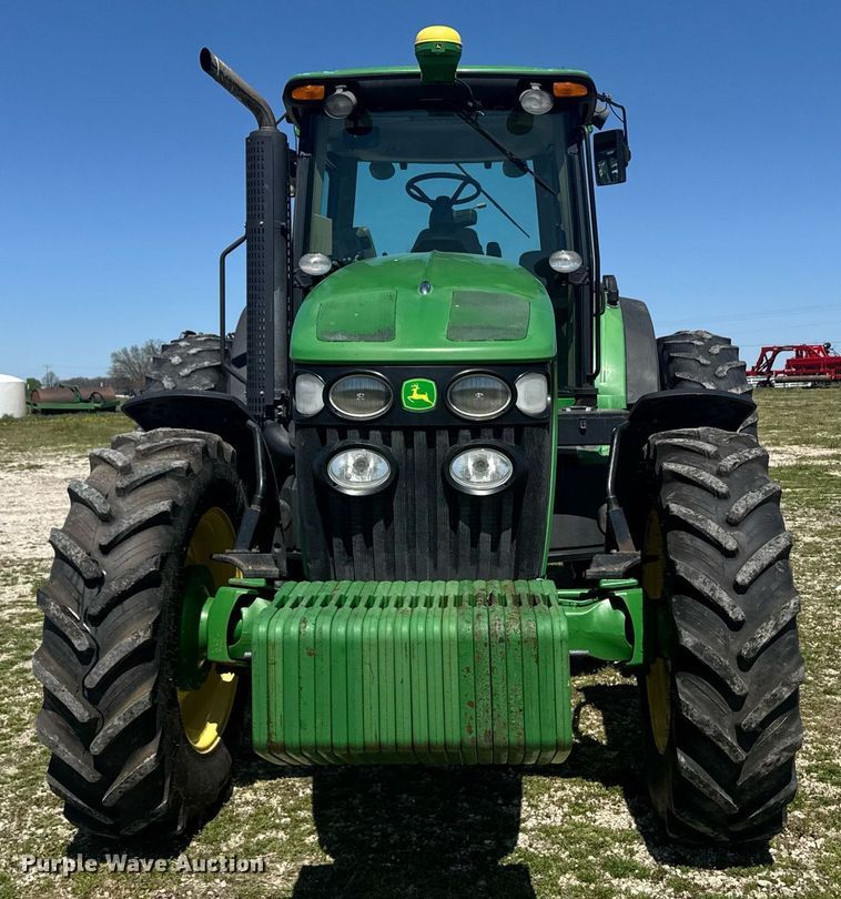 image for item DE2169 2009 John Deere 7830 MFWD tractor