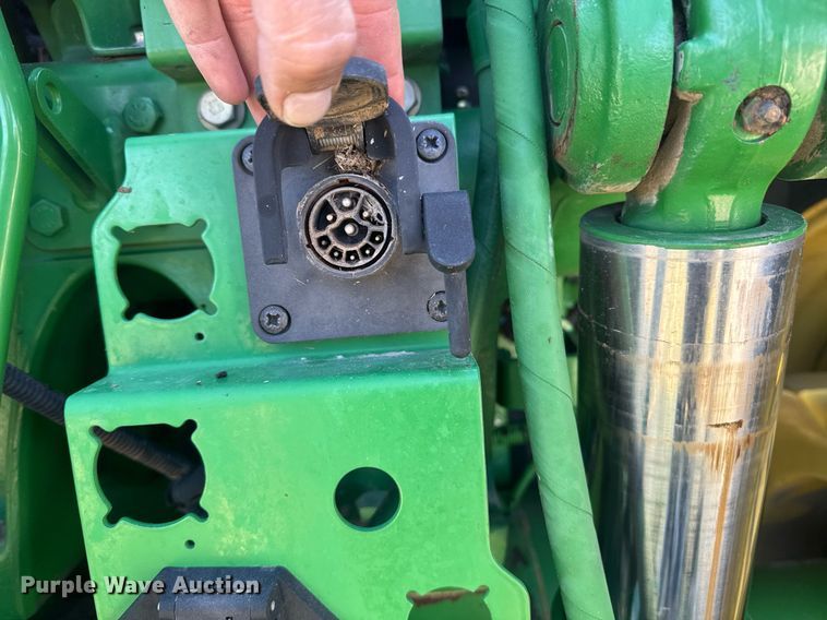 image for item DE2169 2009 John Deere 7830 MFWD tractor