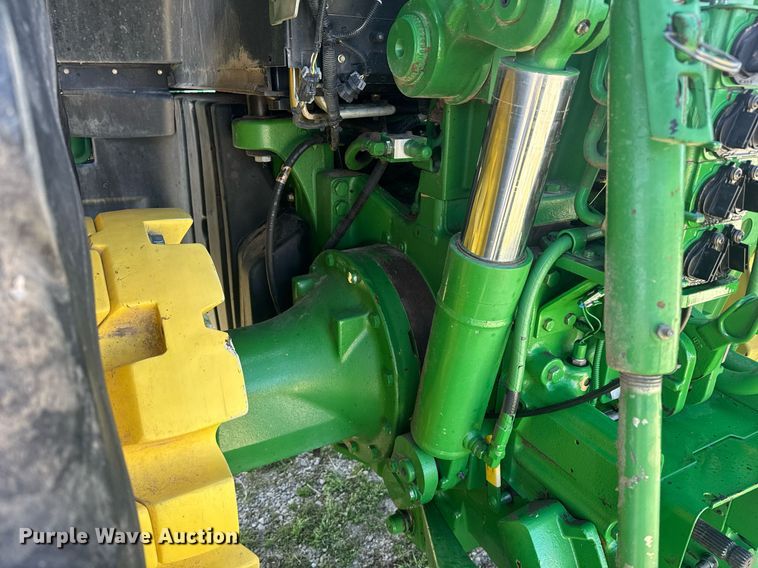 image for item DE2169 2009 John Deere 7830 MFWD tractor