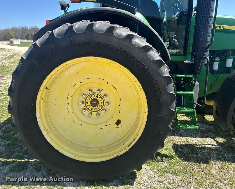 image for item DE2169 2009 John Deere 7830 MFWD tractor