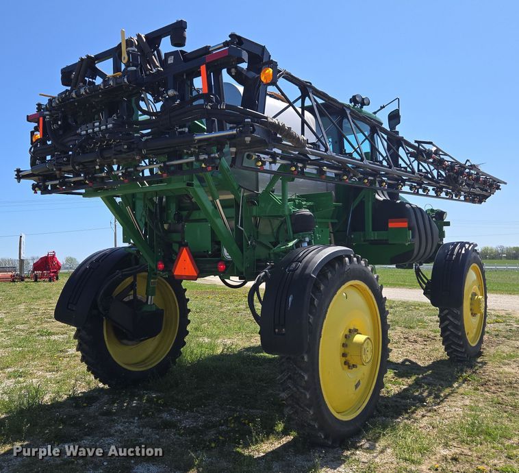image for item DE2170 2012 John Deere 4830 sprayer