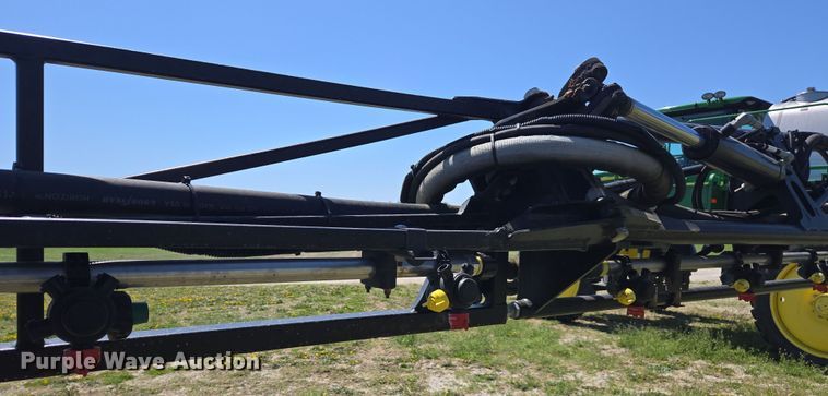 image for item DE2170 2012 John Deere 4830 sprayer