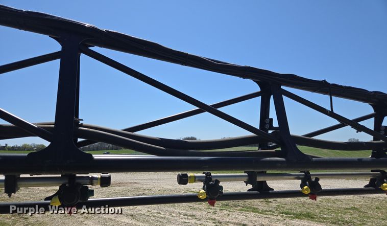 image for item DE2170 2012 John Deere 4830 sprayer