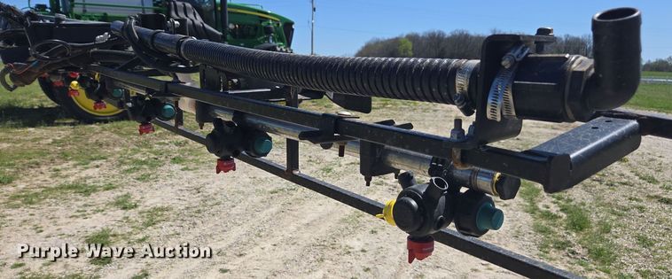image for item DE2170 2012 John Deere 4830 sprayer
