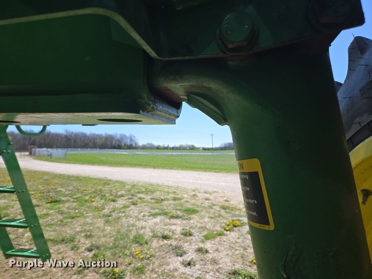 image for item DE2170 2012 John Deere 4830 sprayer