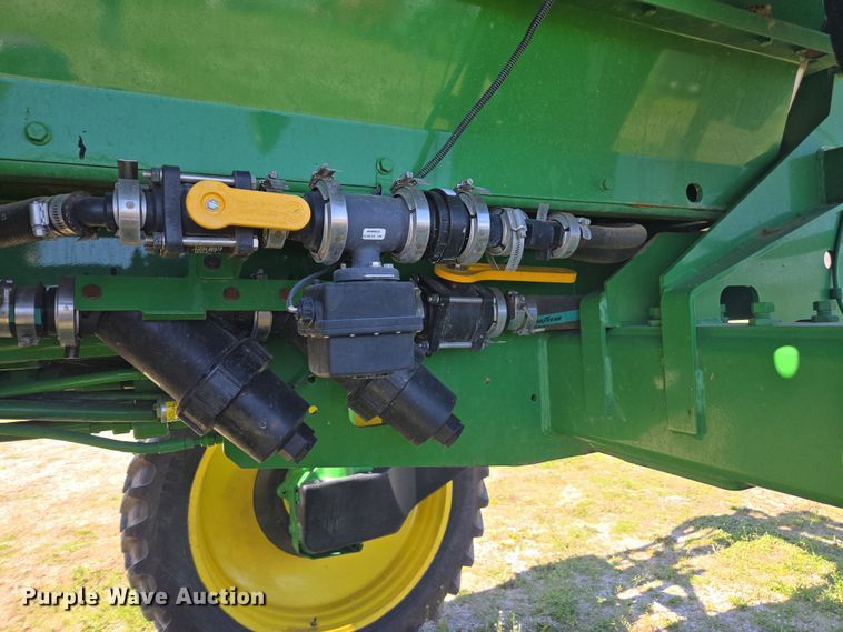 image for item DE2170 2012 John Deere 4830 sprayer