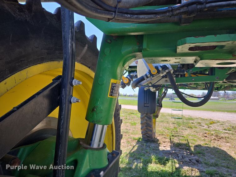 image for item DE2170 2012 John Deere 4830 sprayer