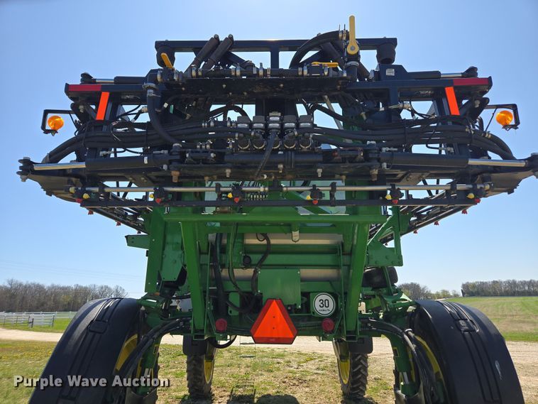 image for item DE2170 2012 John Deere 4830 sprayer