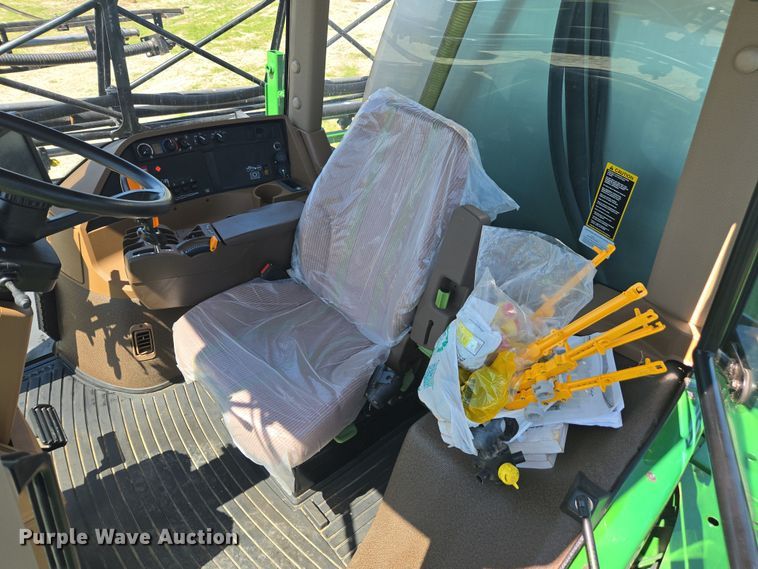 image for item DE2170 2012 John Deere 4830 sprayer