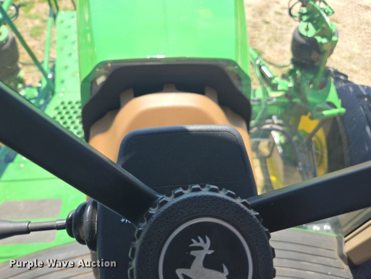 image for item DE2170 2012 John Deere 4830 sprayer