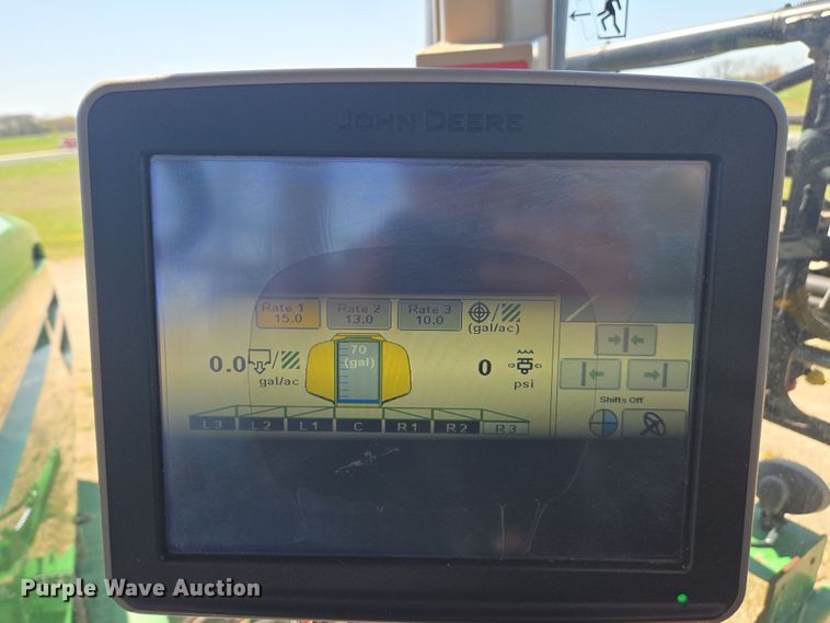 image for item DE2170 2012 John Deere 4830 sprayer