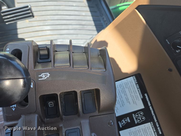 image for item DE2170 2012 John Deere 4830 sprayer