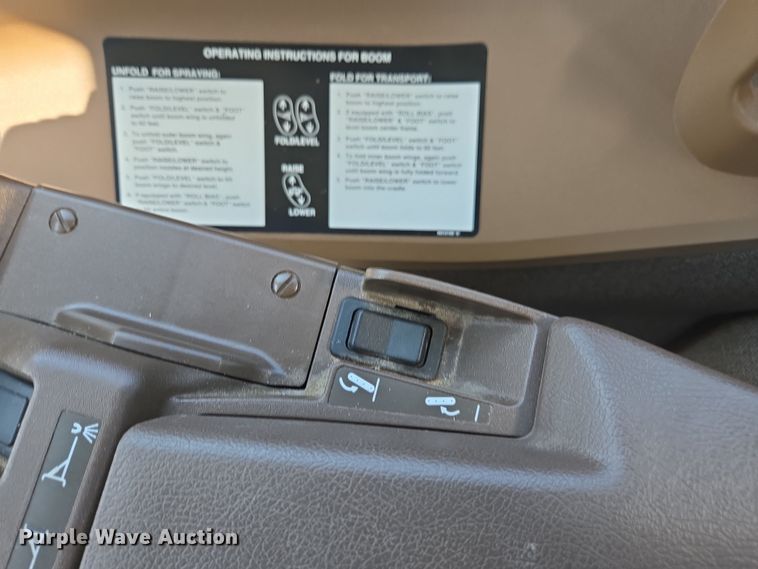 image for item DE2170 2012 John Deere 4830 sprayer