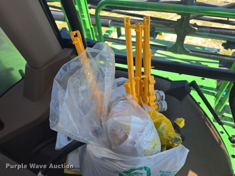 image for item DE2170 2012 John Deere 4830 sprayer