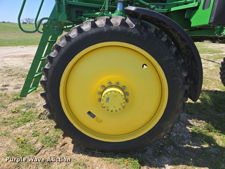 image for item DE2170 2012 John Deere 4830 sprayer