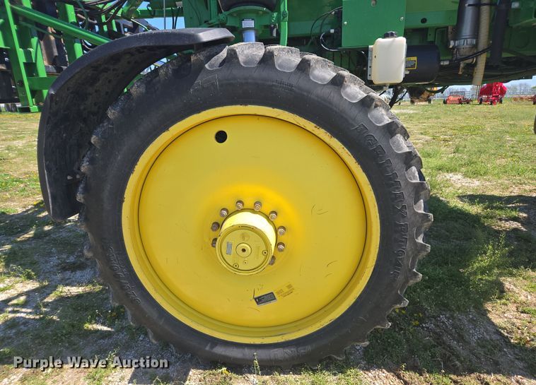image for item DE2170 2012 John Deere 4830 sprayer