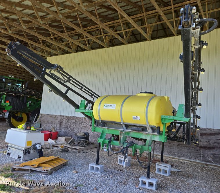 image for item DE2171 Ag Spray Equipment sprayer