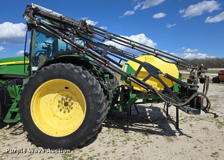 image for item DE2171 Ag Spray Equipment sprayer