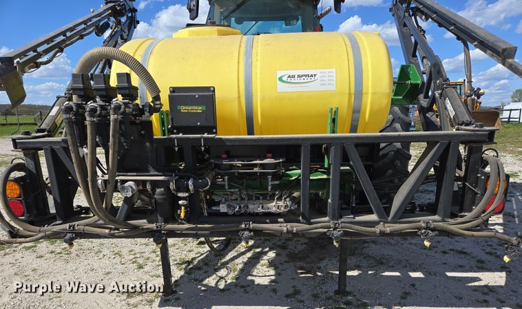 image for item DE2171 Ag Spray Equipment sprayer