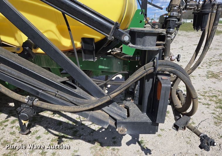 image for item DE2171 Ag Spray Equipment sprayer