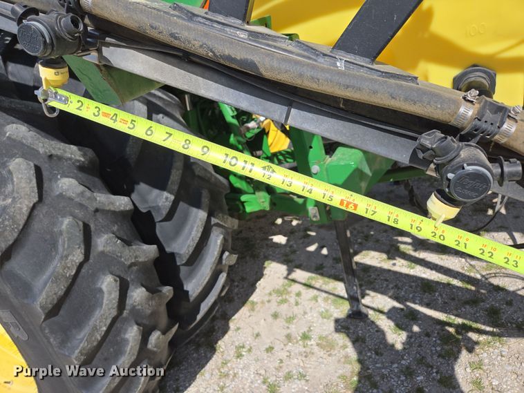 image for item DE2171 Ag Spray Equipment sprayer