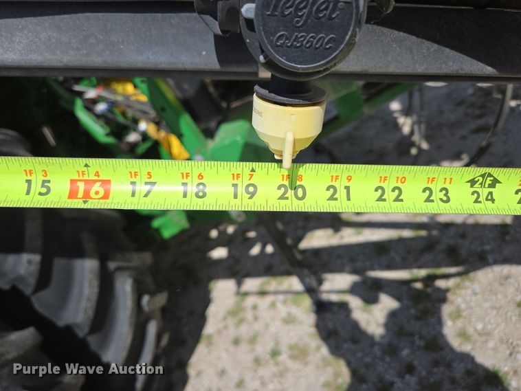 image for item DE2171 Ag Spray Equipment sprayer