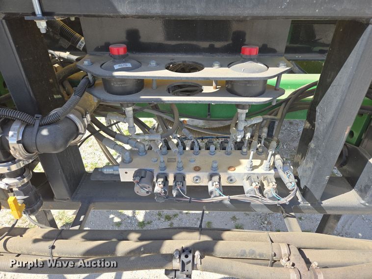 image for item DE2171 Ag Spray Equipment sprayer