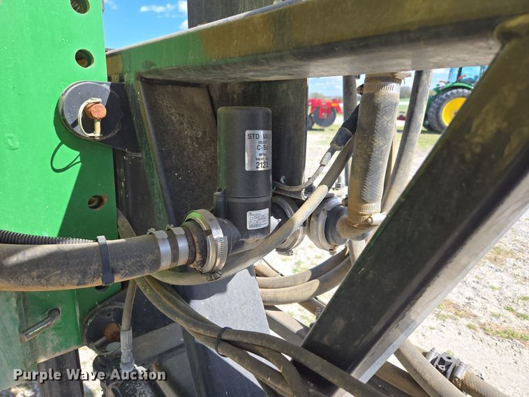 image for item DE2171 Ag Spray Equipment sprayer