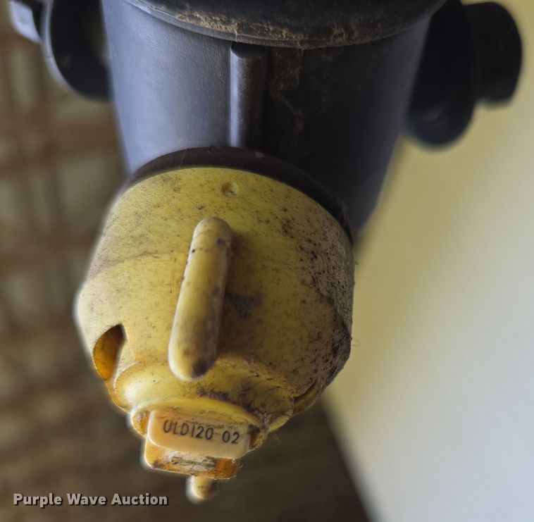 image for item DE2171 Ag Spray Equipment sprayer