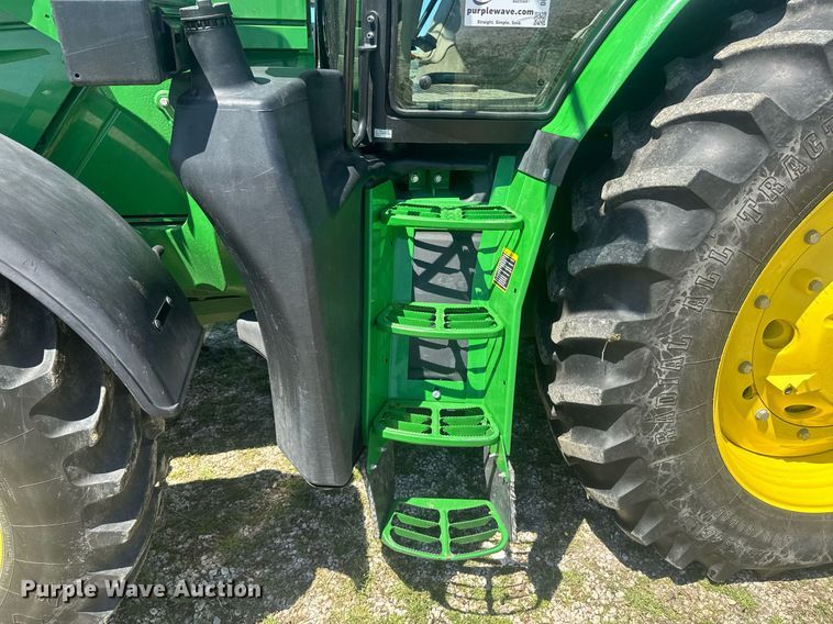image for item DE2172 2014 John Deere 6190R MFWD tractor