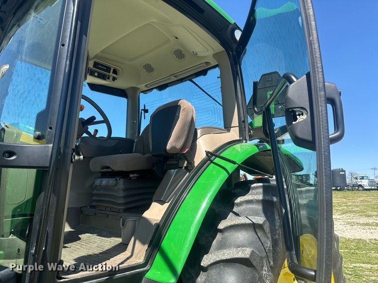 image for item DE2172 2014 John Deere 6190R MFWD tractor