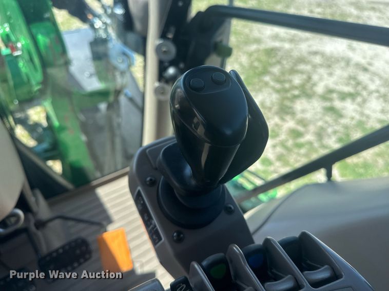 image for item DE2172 2014 John Deere 6190R MFWD tractor