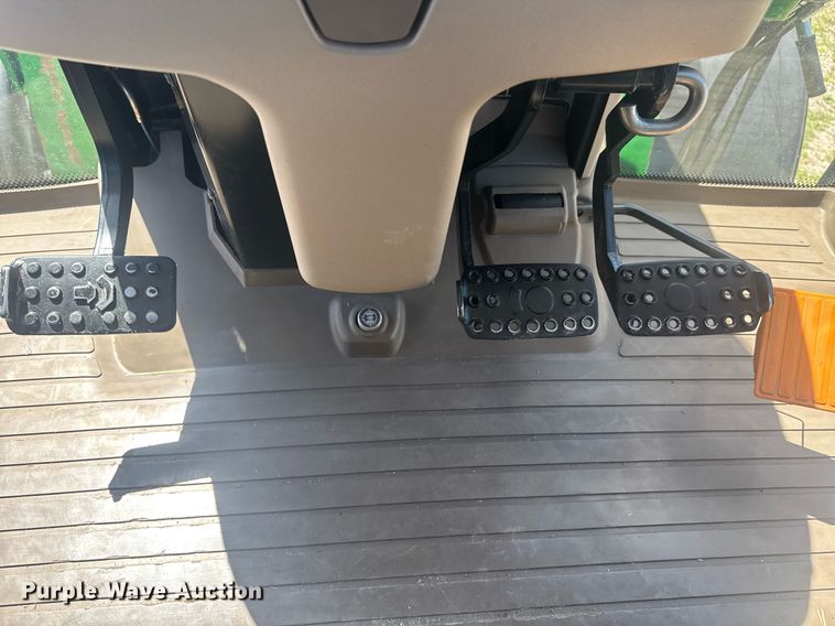 image for item DE2172 2014 John Deere 6190R MFWD tractor