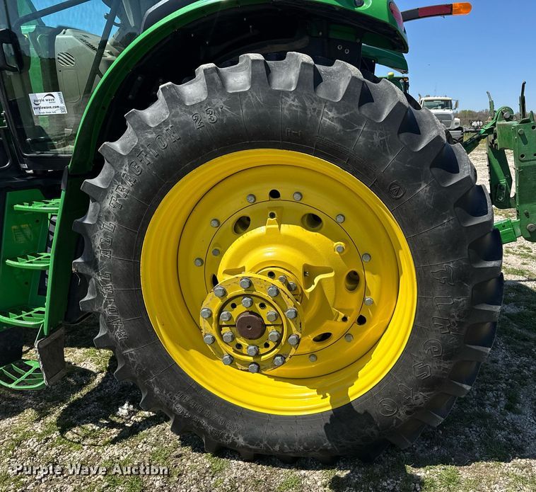 image for item DE2172 2014 John Deere 6190R MFWD tractor