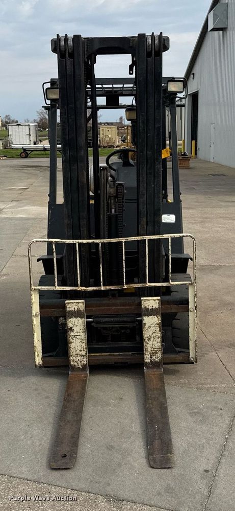 image for item DH9925 2003 Yale GLP050RGNUAE090 forklift