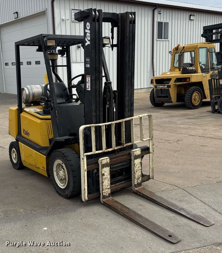 image for item DH9925 2003 Yale GLP050RGNUAE090 forklift