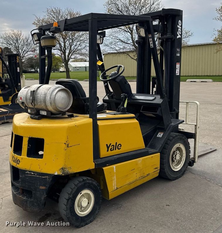 image for item DH9925 2003 Yale GLP050RGNUAE090 forklift
