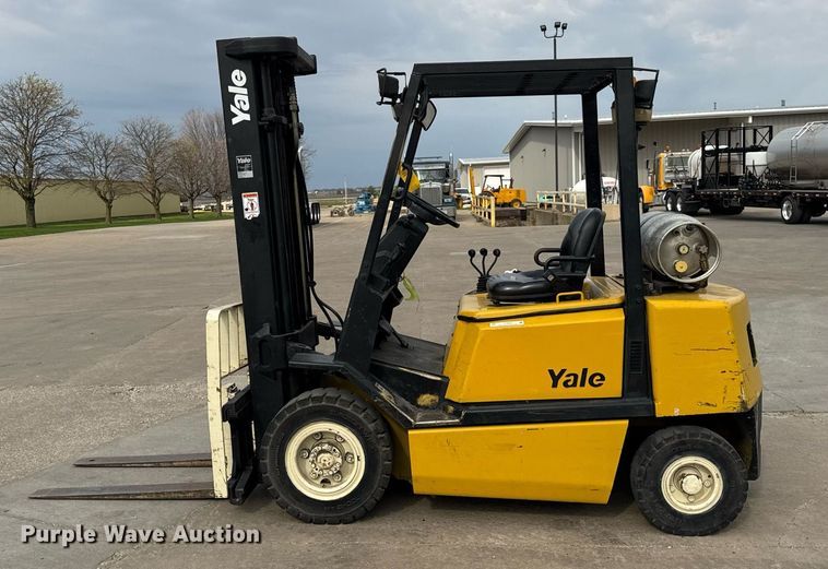 image for item DH9925 2003 Yale GLP050RGNUAE090 forklift