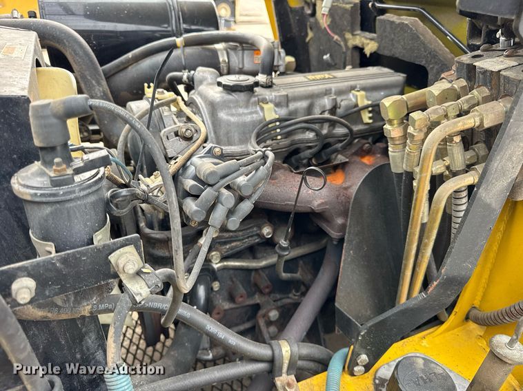 image for item DH9925 2003 Yale GLP050RGNUAE090 forklift