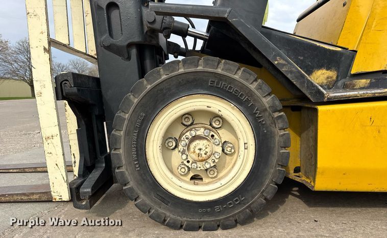 image for item DH9925 2003 Yale GLP050RGNUAE090 forklift
