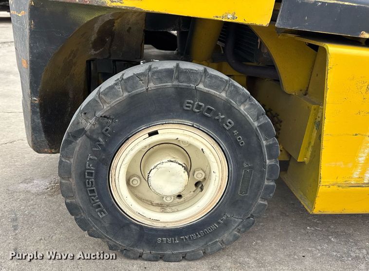 image for item DH9925 2003 Yale GLP050RGNUAE090 forklift