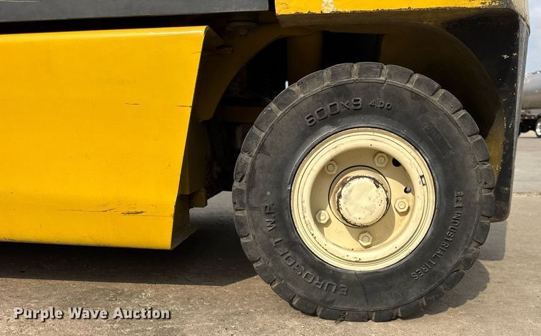 image for item DH9925 2003 Yale GLP050RGNUAE090 forklift